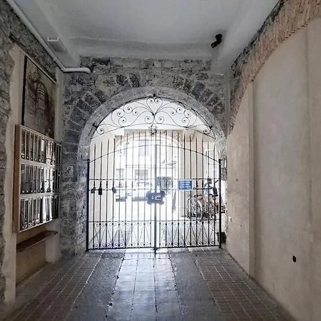 Casa Lopez New Апартаменты Комо